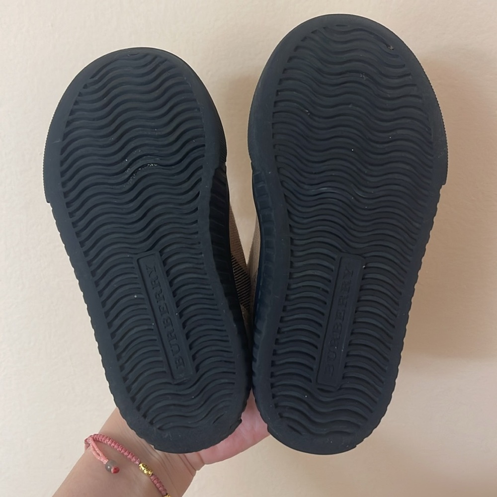 Burberry Tan and Black Sneakers with Velcro Straps - Picture 5 of 5